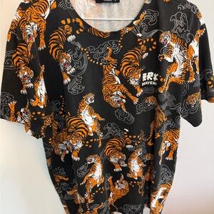 Men's Short Sleeve Tiger Graphic Tee - Black/Orange